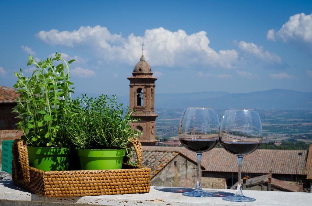 Dimora Dell'Erbe Apartment Montepulciano Stazione Dış mekan fotoğraf